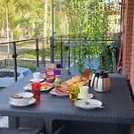 Modrzewiowa Z 1 Sypialnia شقة نيخوجة